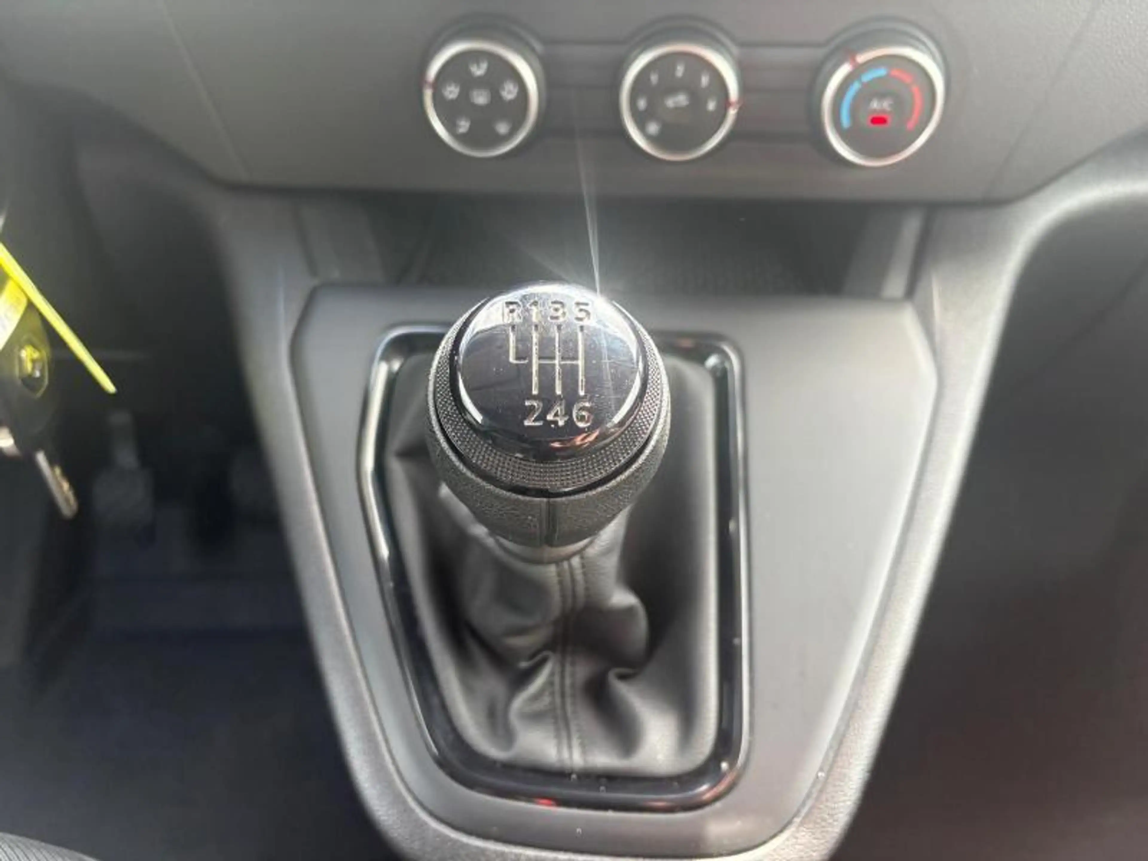 Renault Kangoo Techno — photo 8