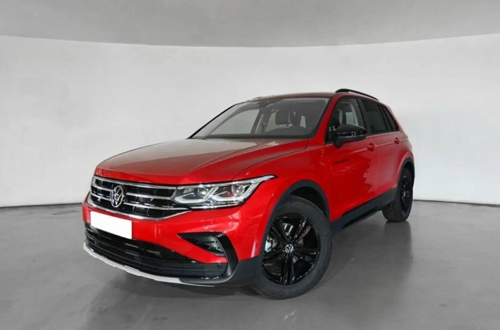 Volkswagen Tiguan Nuevo  Urban Sport 1.5 TSI SG6 96 kW (130 CV) (AX1 Rojo - 1