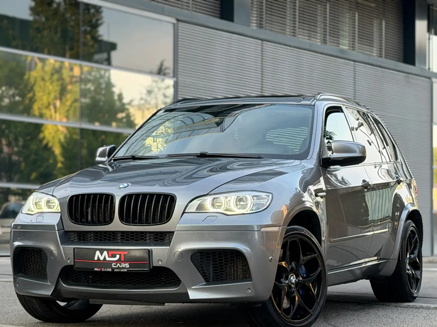 BMW X5 M X5 M Grau - 1