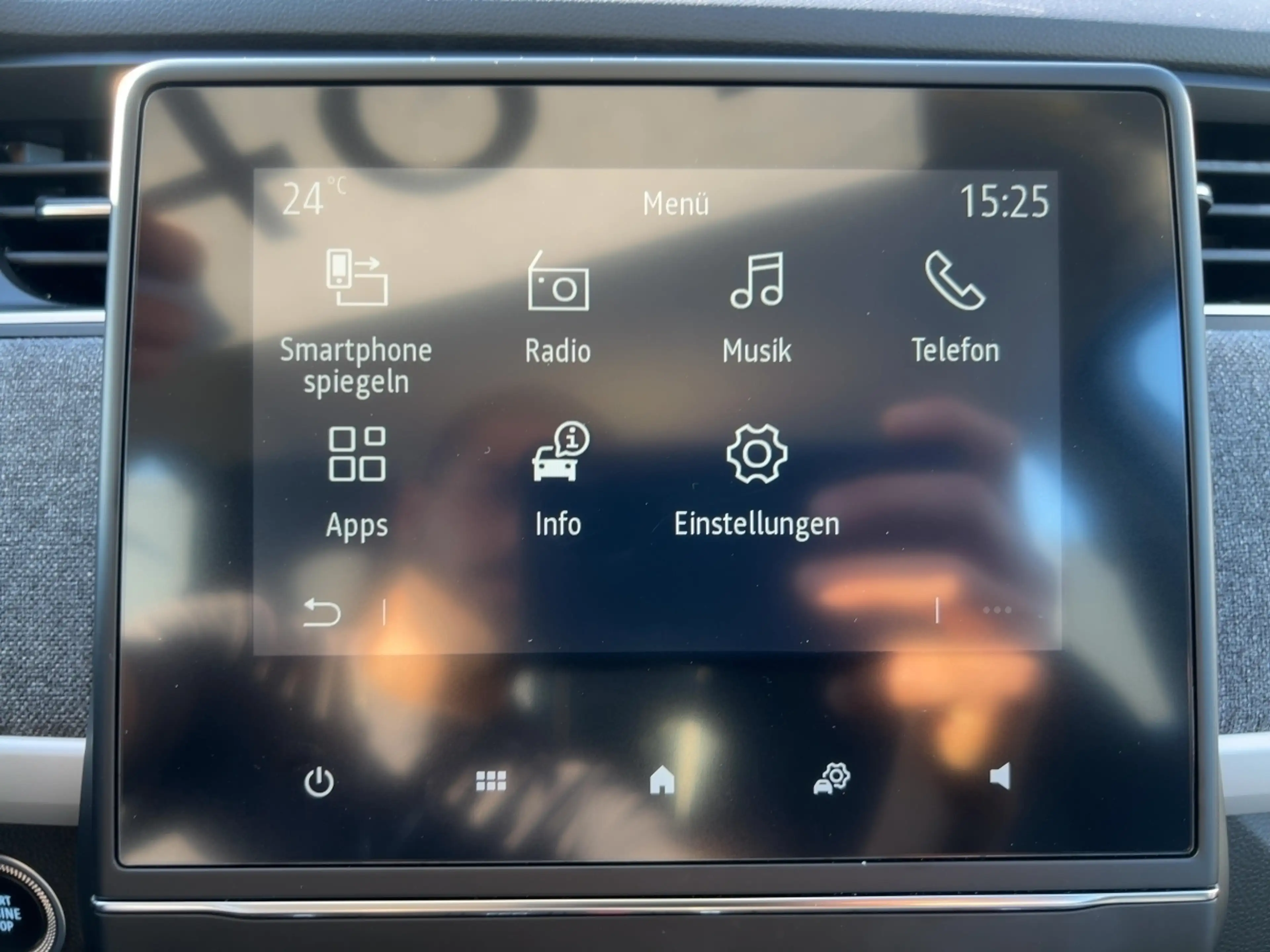 Renault ZOE R135 Z.E. 50 Experience — photo 14