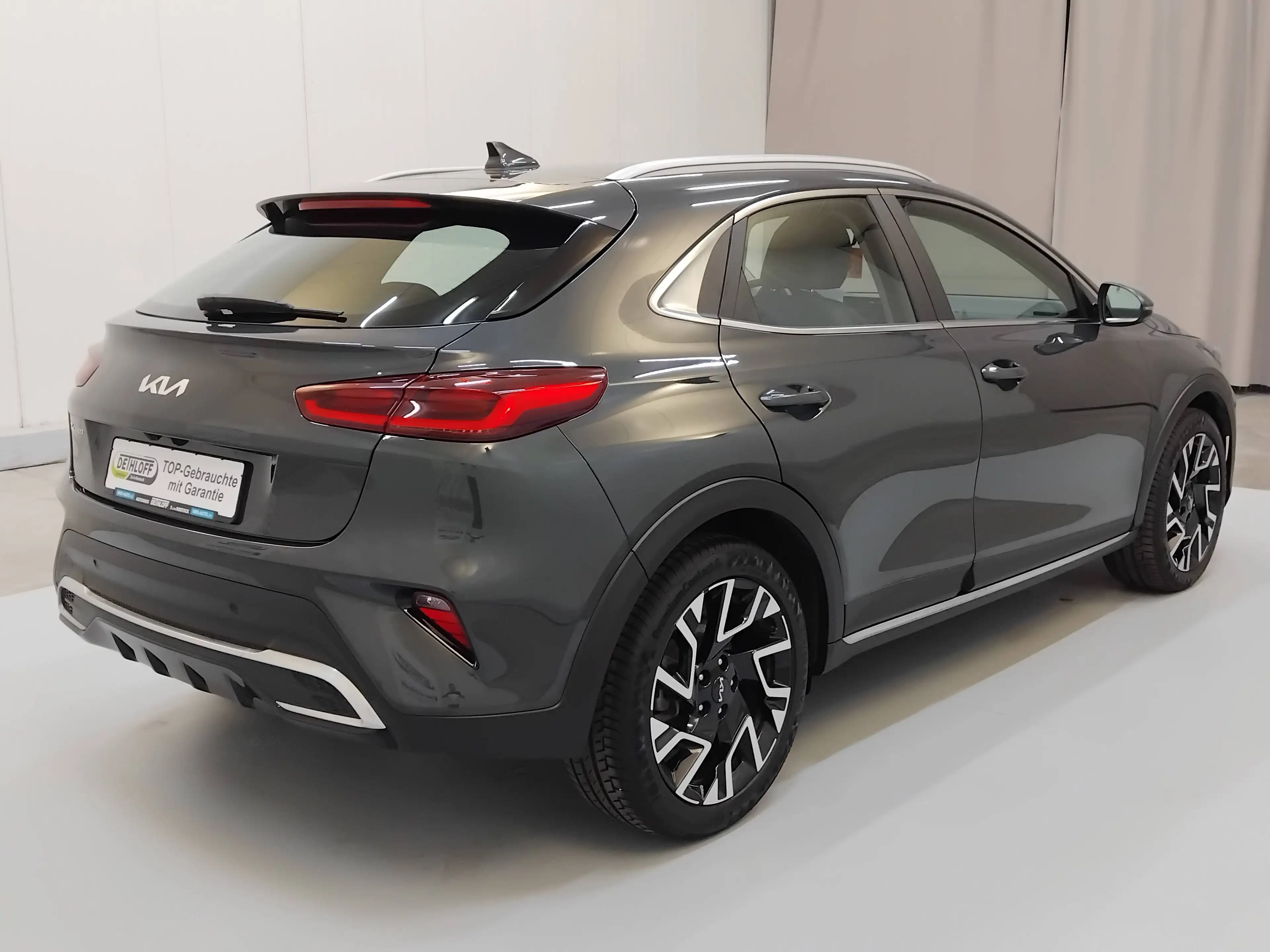 Kia XCeed — photo 4