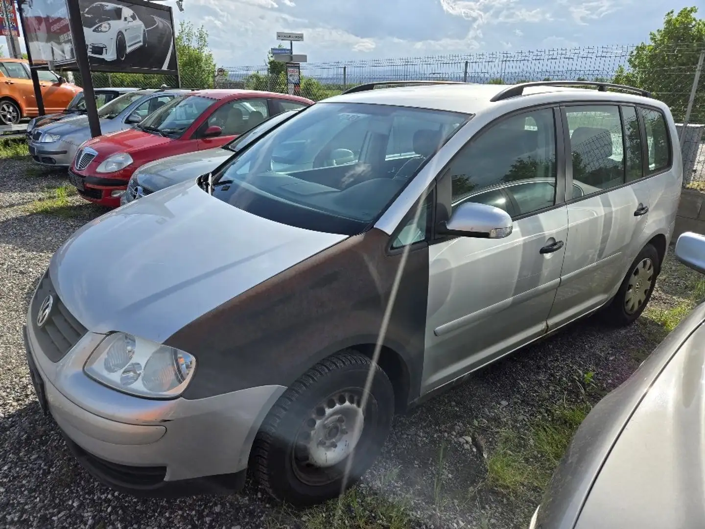 Volkswagen Touran Conceptline Grau - 2