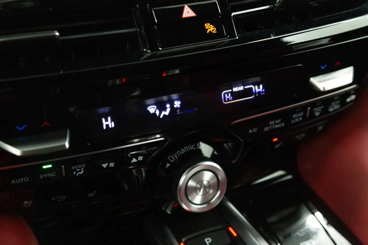 Acura MDX снимка Acura MDX