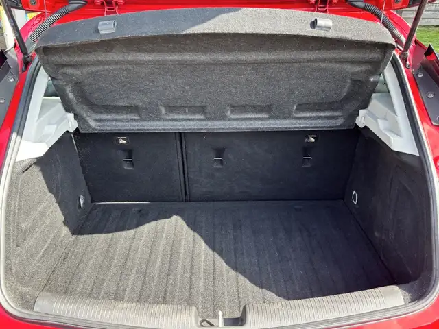 Opel Astra view 9
