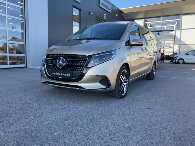 Mercedes-Benz V 300 d 4MATIC AVANTGARDE Lang W-Paket AHK Sitzlü Ansicht 7