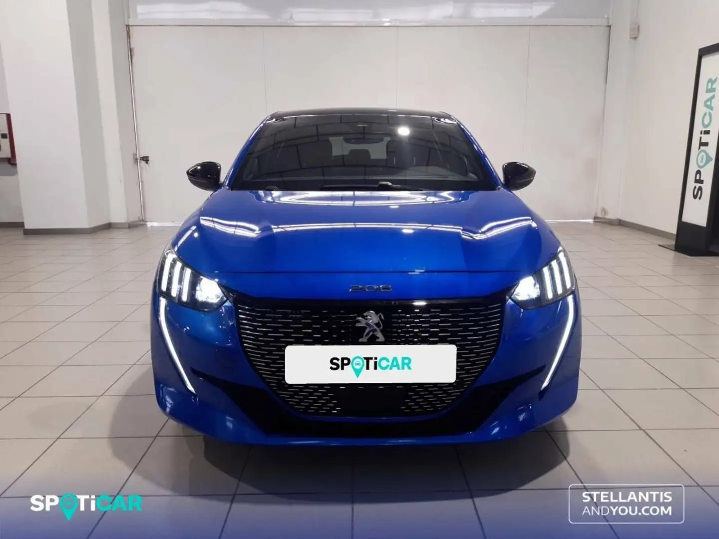 Peugeot 208 PureTech 96kW (130CV) EAT8 GT Modrá - 2