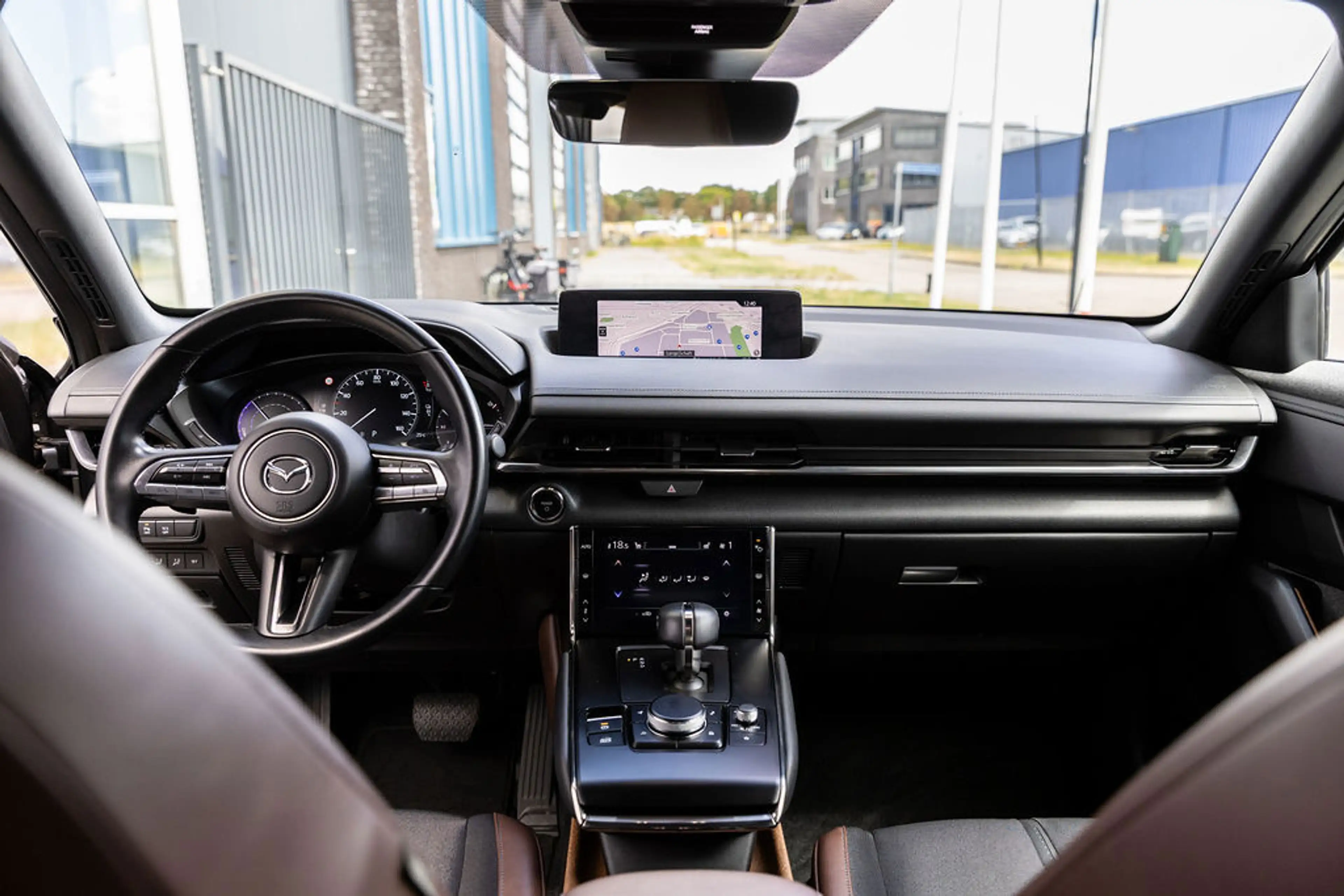 Mazda MX-30 E-SkyActiv EV 145 Advantage 36 kWh — photo 31