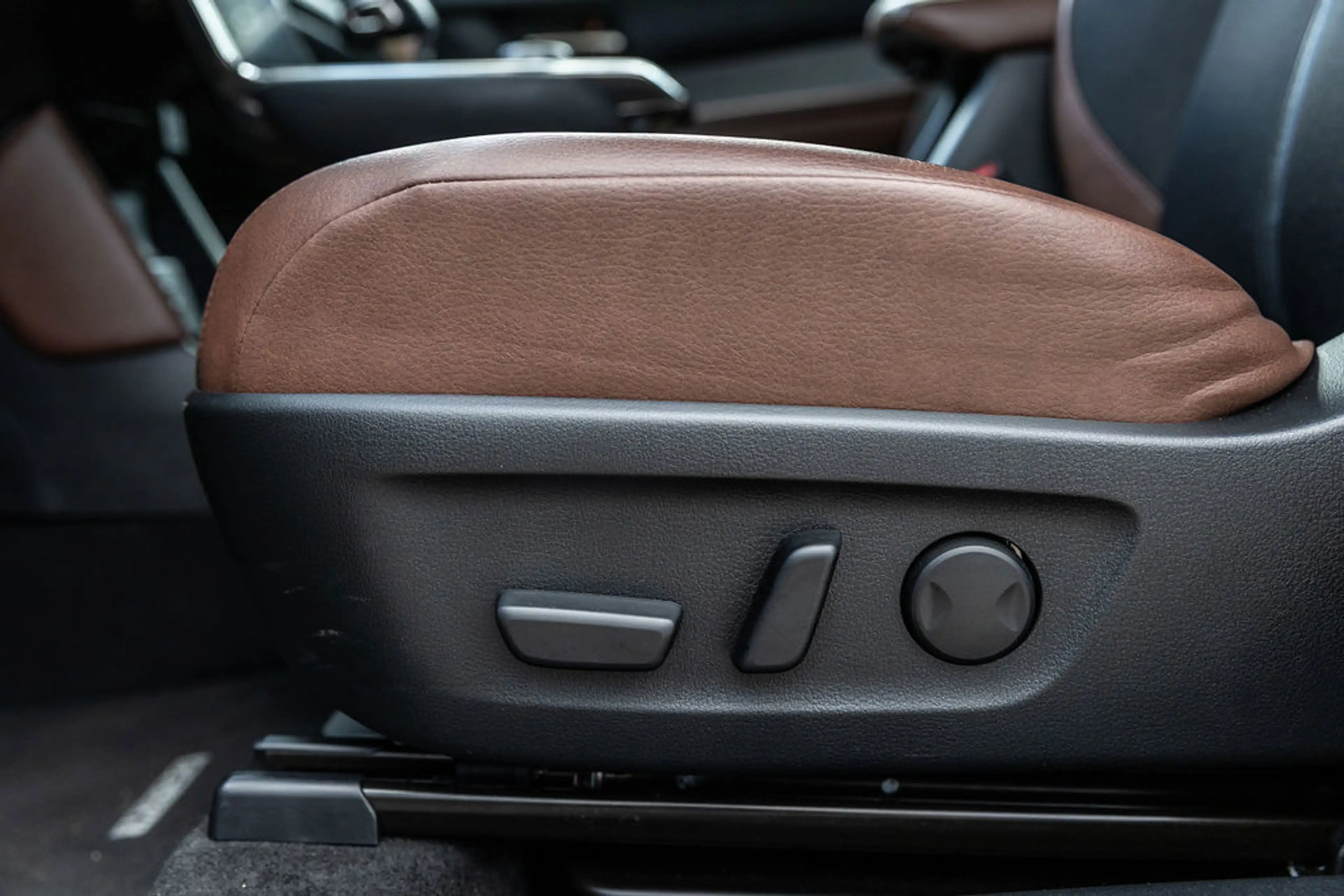 Mazda MX-30 E-SkyActiv EV 145 Advantage 36 kWh — photo 10