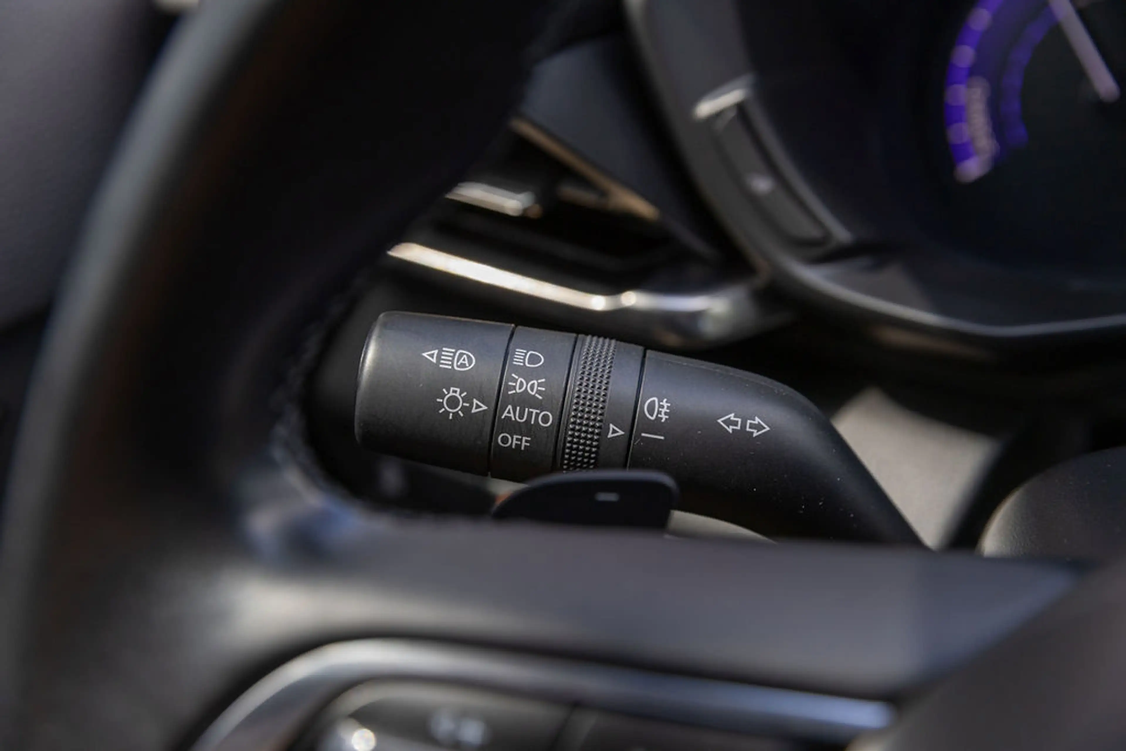 Mazda MX-30 E-SkyActiv EV 145 Advantage 36 kWh — photo 18