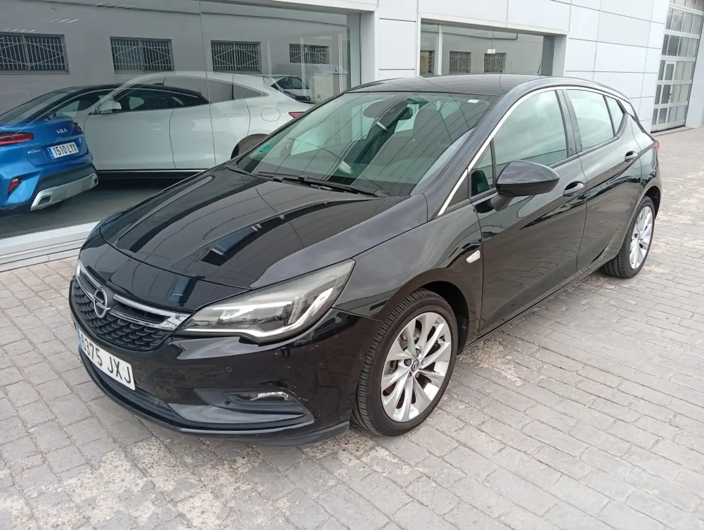 Opel Astra 1.6CDTi S/S Excellence Aut. 136 Negro - 2
