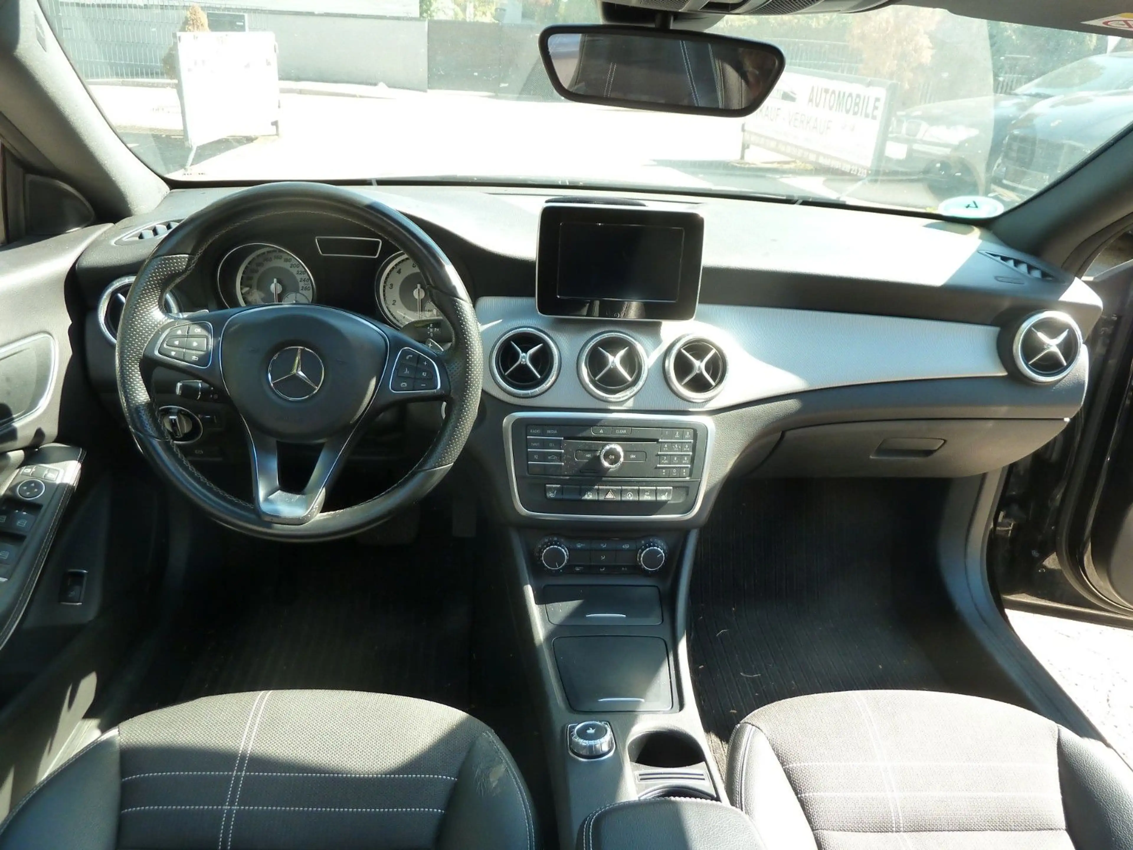 Mercedes-Benz CLA 180 CLA CLA 180 — photo 14