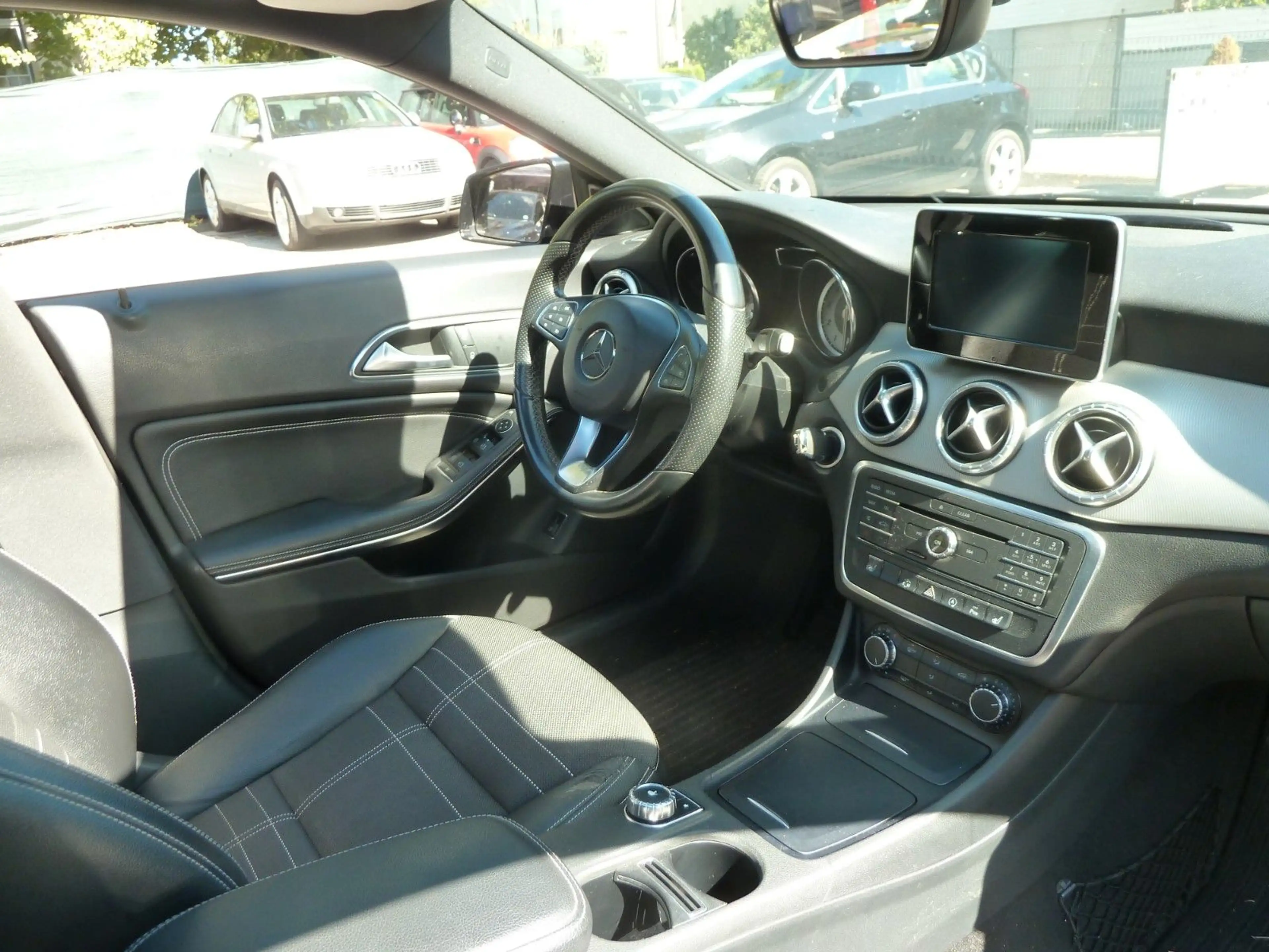 Mercedes-Benz CLA 180 CLA CLA 180 — photo 13