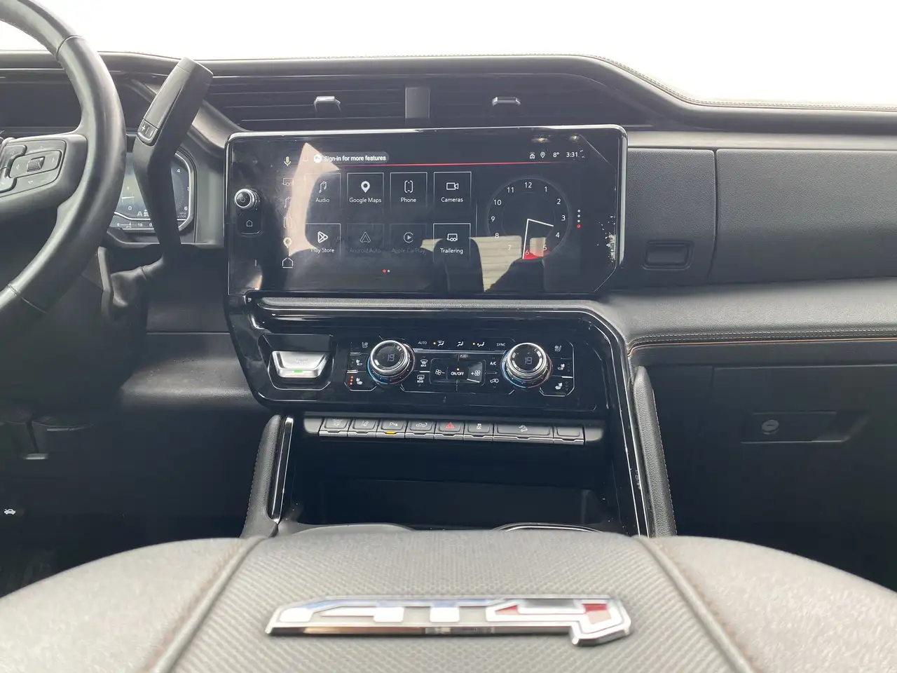 GMC Sierra 3500HD снимка GMC Sierra 3500HD