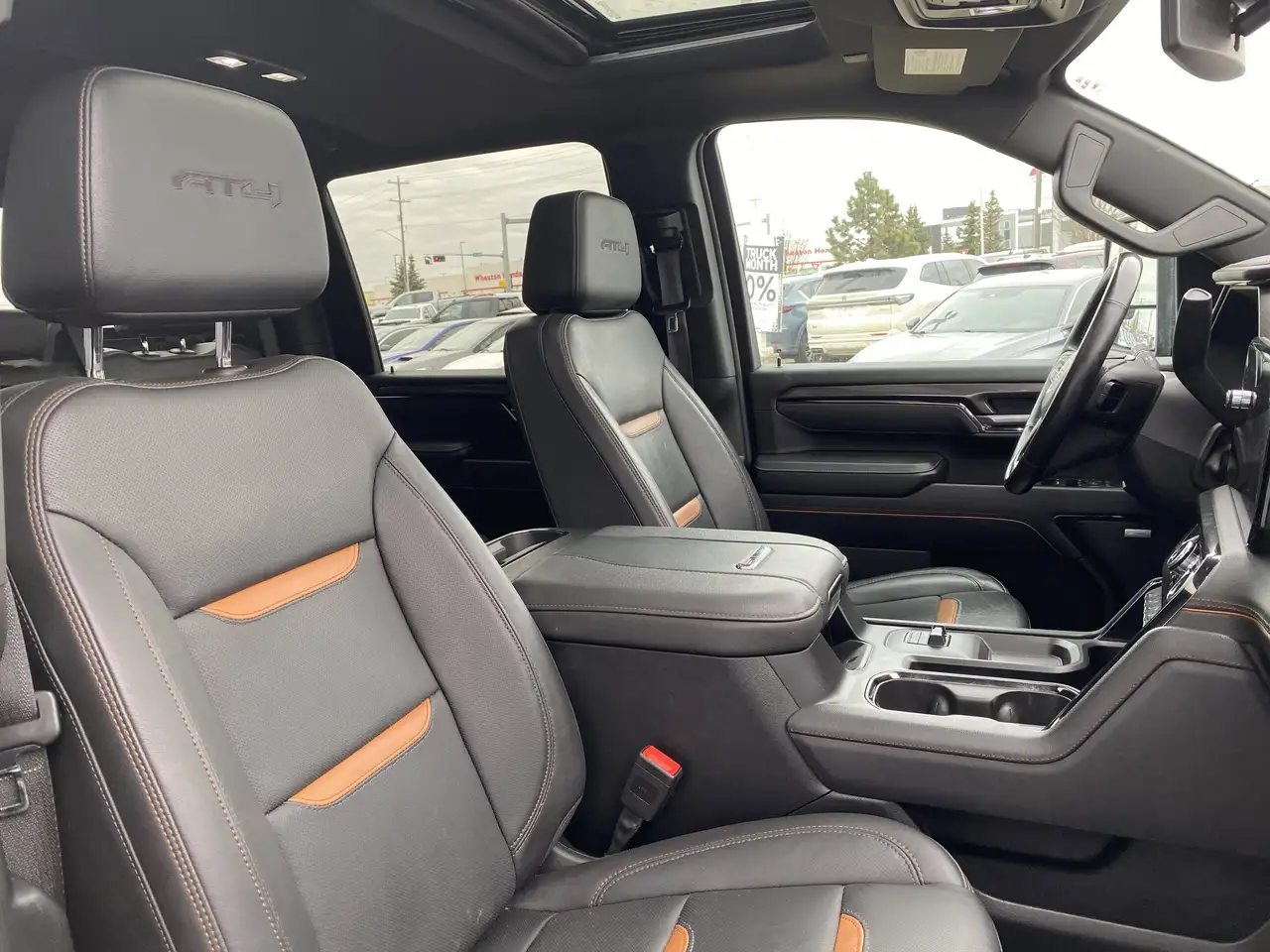 GMC Sierra 3500HD снимка GMC Sierra 3500HD