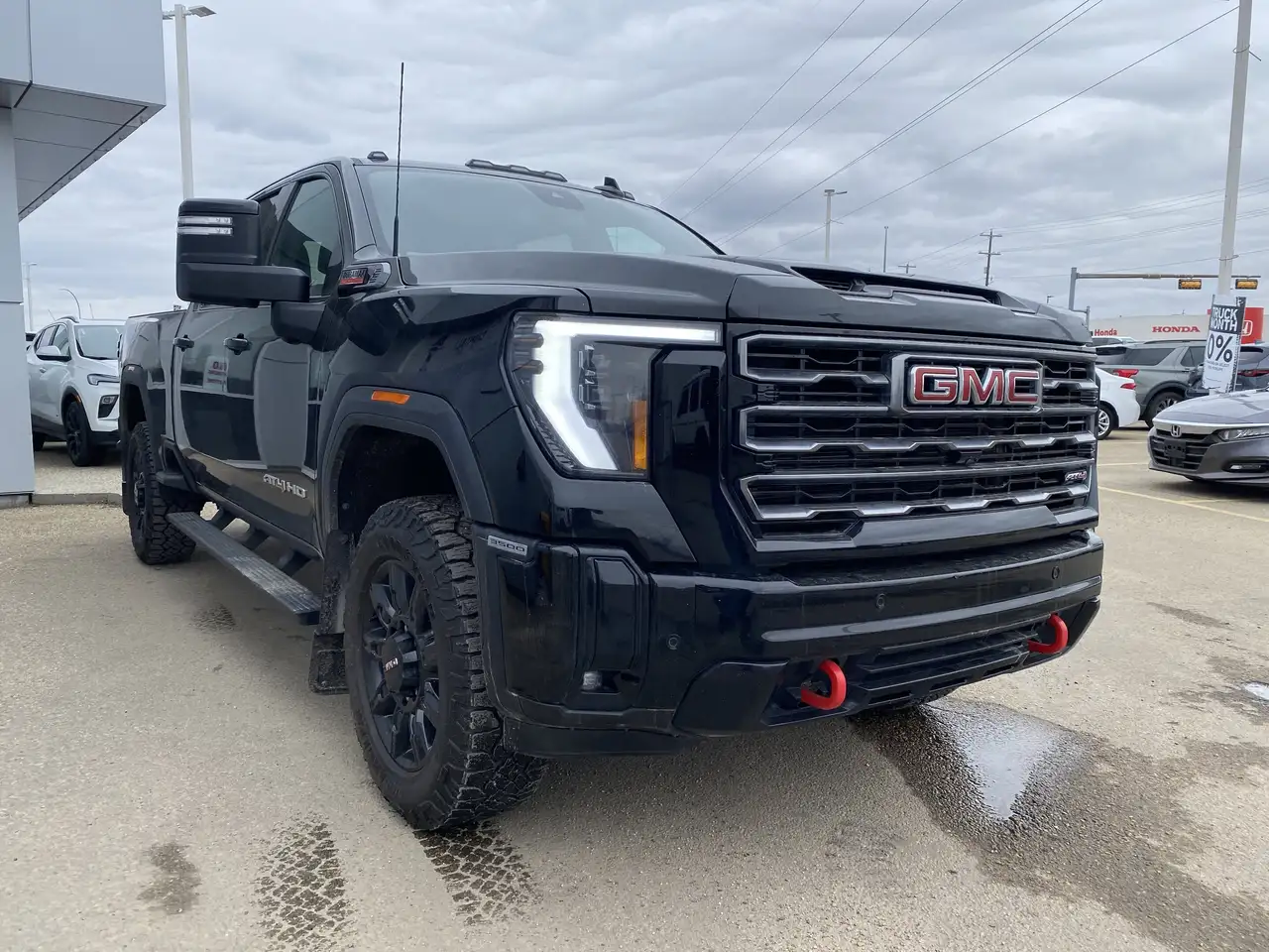GMC Sierra 3500HD снимка GMC Sierra 3500HD
