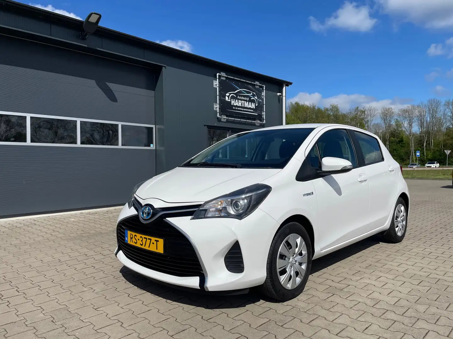 Toyota Yaris 1.5 Hybrid Aspiration Automaat !!! Wit - 1