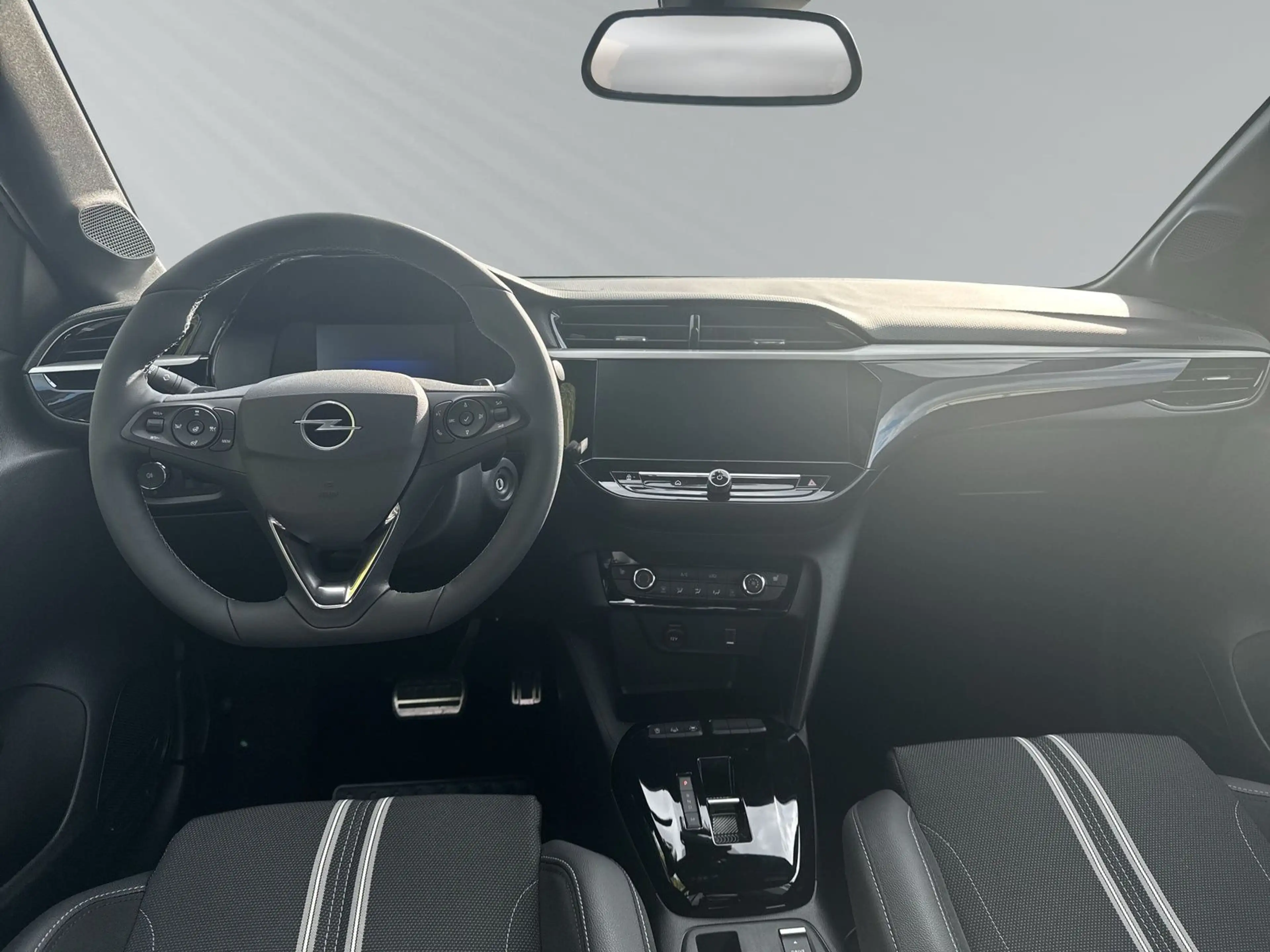 Opel Corsa CORSA F GS 1.2 TURBO S/S 74kWAT8 +CARPLAY+SHZ+LM — photo 8