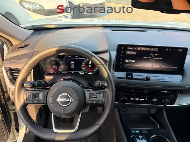 Nissan X-Trail view 14