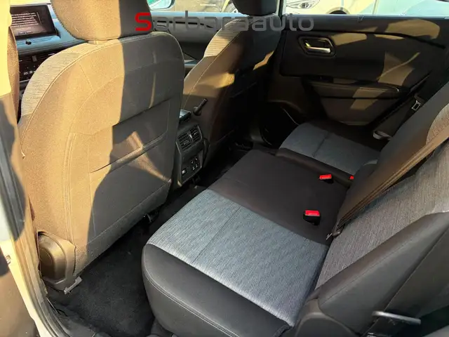 Nissan X-Trail view 21