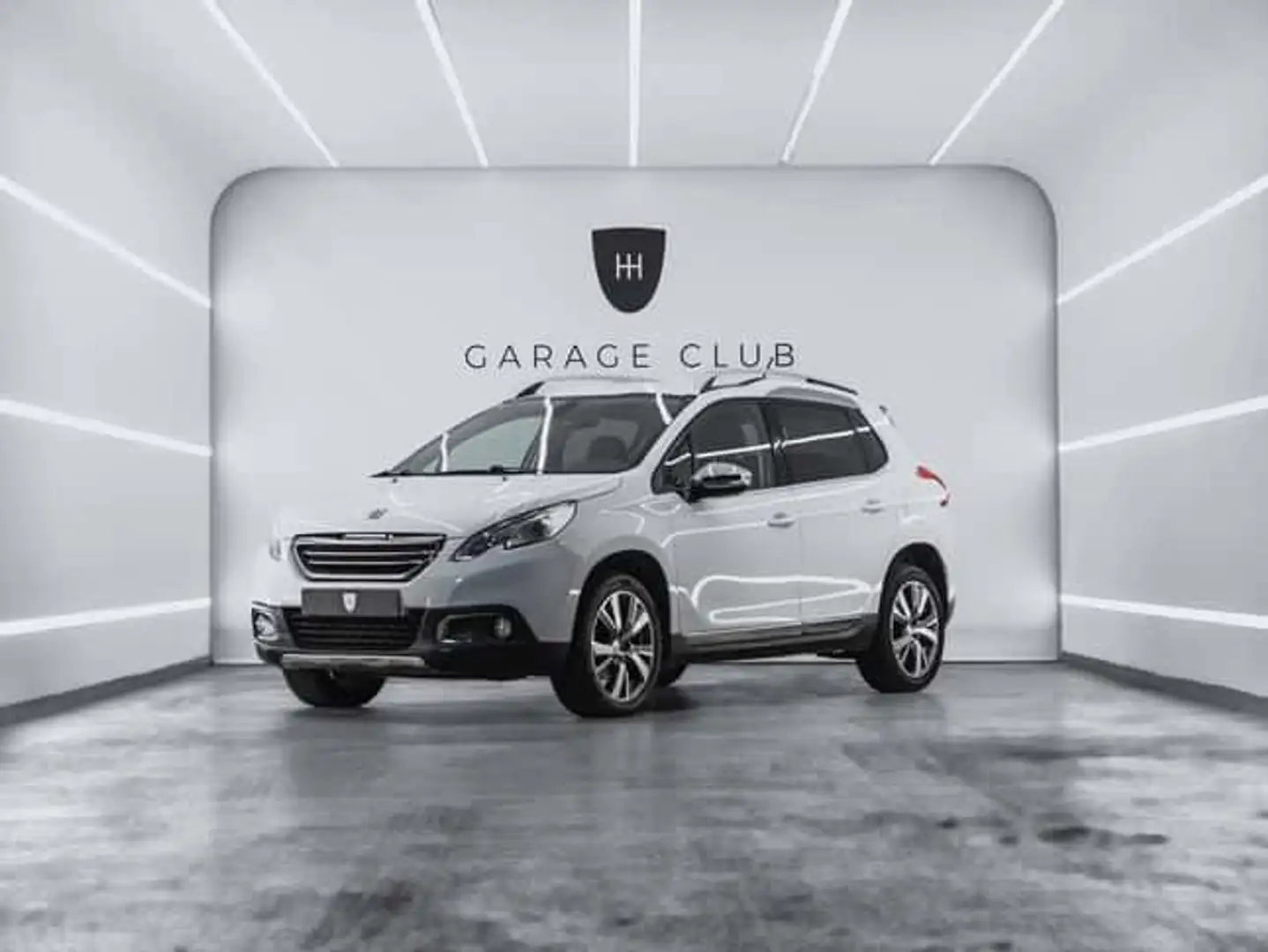 Peugeot 2008 1.6 BlueHDI S&S Allure 120 - 1
