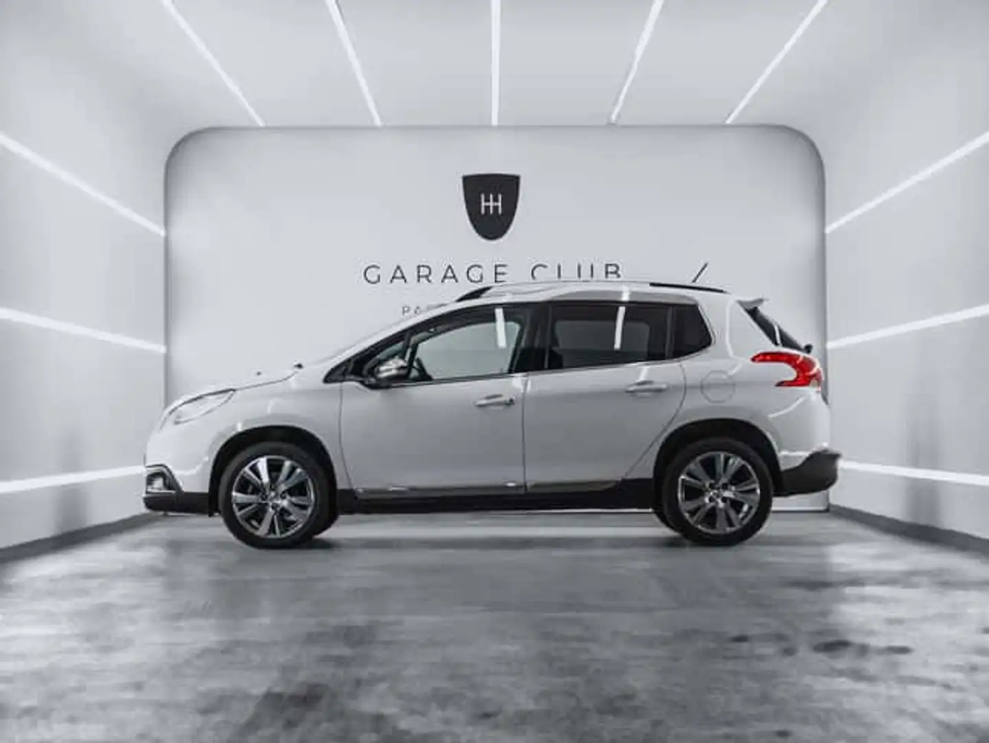 Peugeot 2008 1.6 BlueHDI S&S Allure 120 - 2