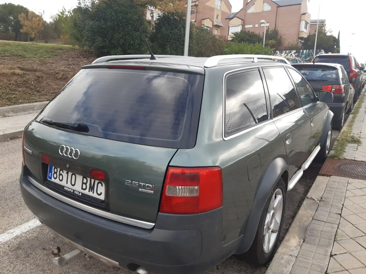 Audi Allroad 2.5 TDI quattro Tiptronic Grün - 2