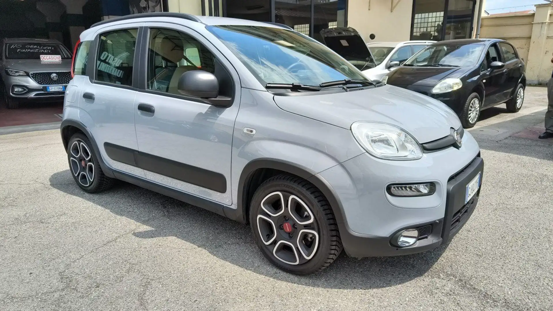Fiat Panda 1.0 FireFly Hybrid City Life s siva - 1
