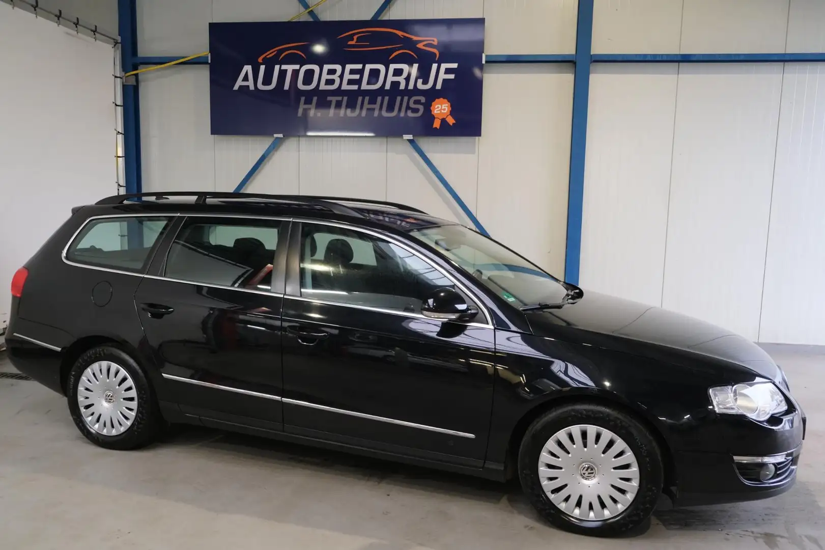 Volkswagen Passat Variant 2.0 TDI Comfortline Zwart - 2