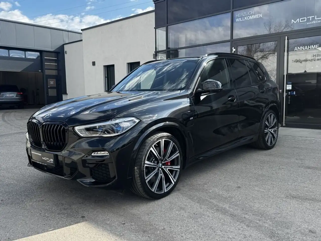 BMW X5 xDrive 45e M Sport Pano, Hub, Harman, KeylessGO