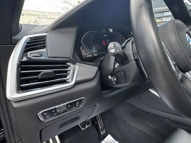 BMW X5 xDrive 45e M Sport Pano, Hub, Harman, KeylessGO Ansicht 11
