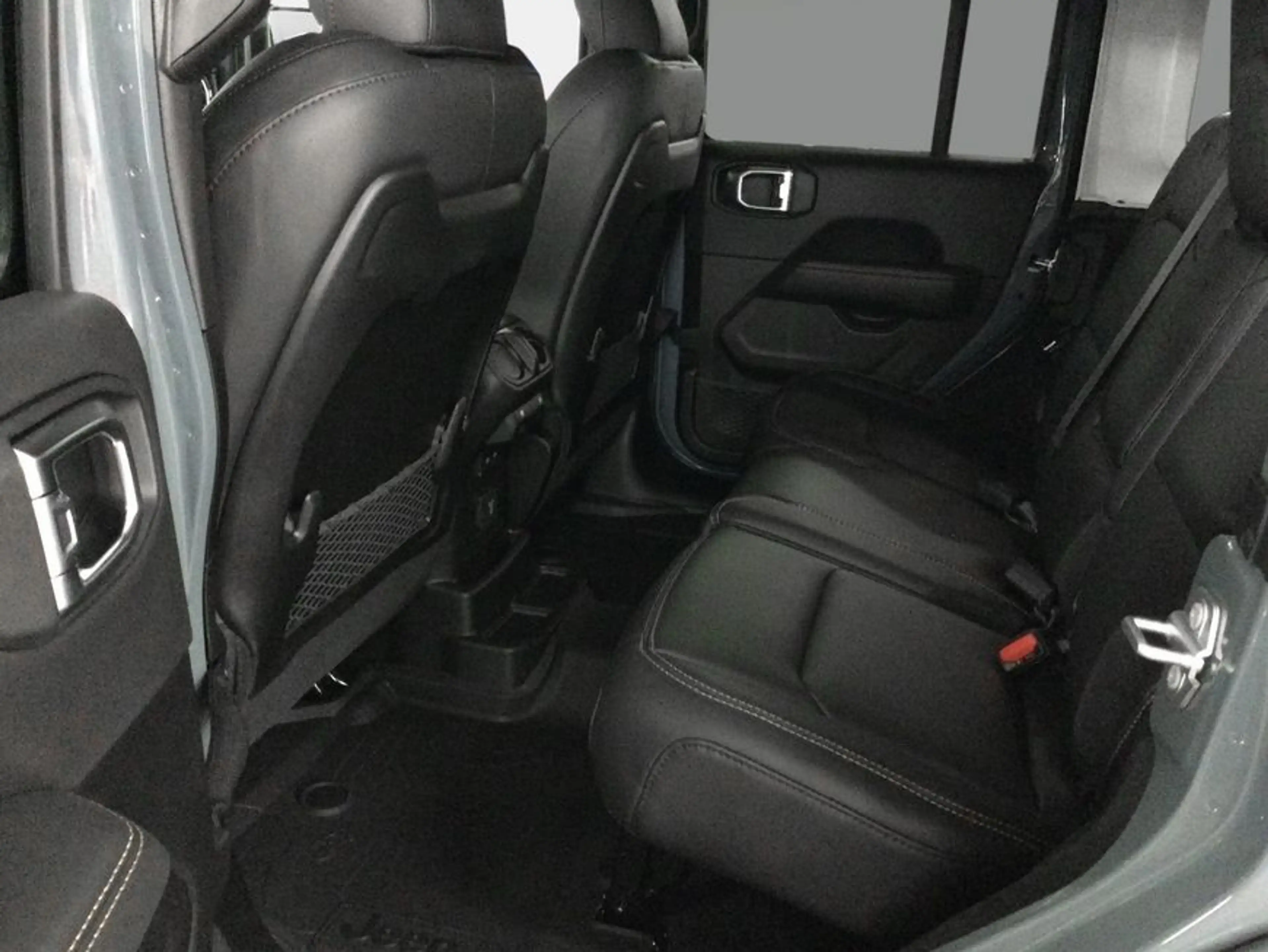 Jeep Wrangler Unlimited 2.0 T-GDI Hardtop AWD Automatik — photo 7