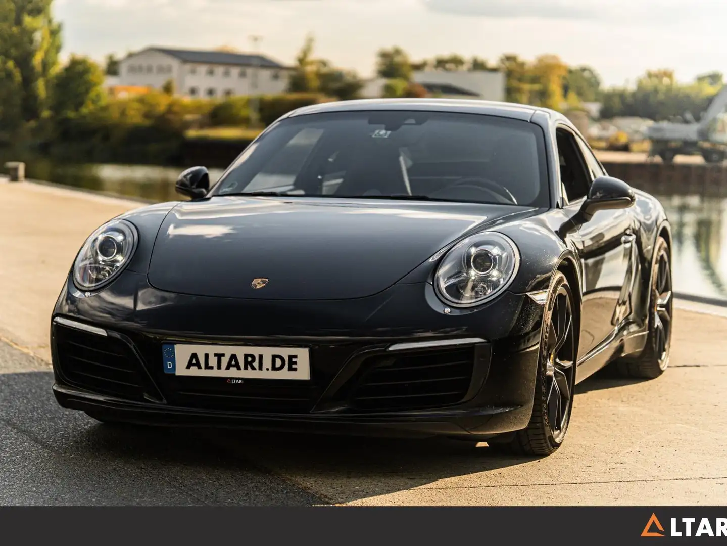 Porsche 991 911S Coupe Sportabgas SportChrono Verkehrszeichene Schwarz - 1