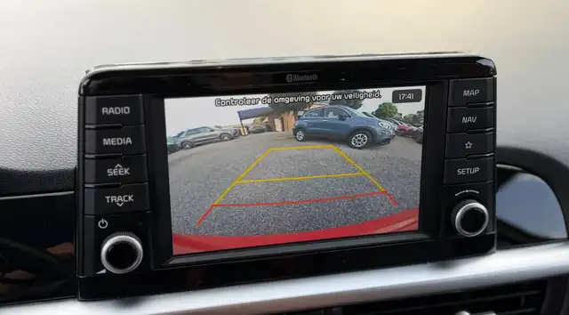 Kia Picanto view 11