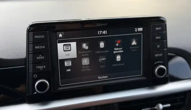 Kia Picanto view 12