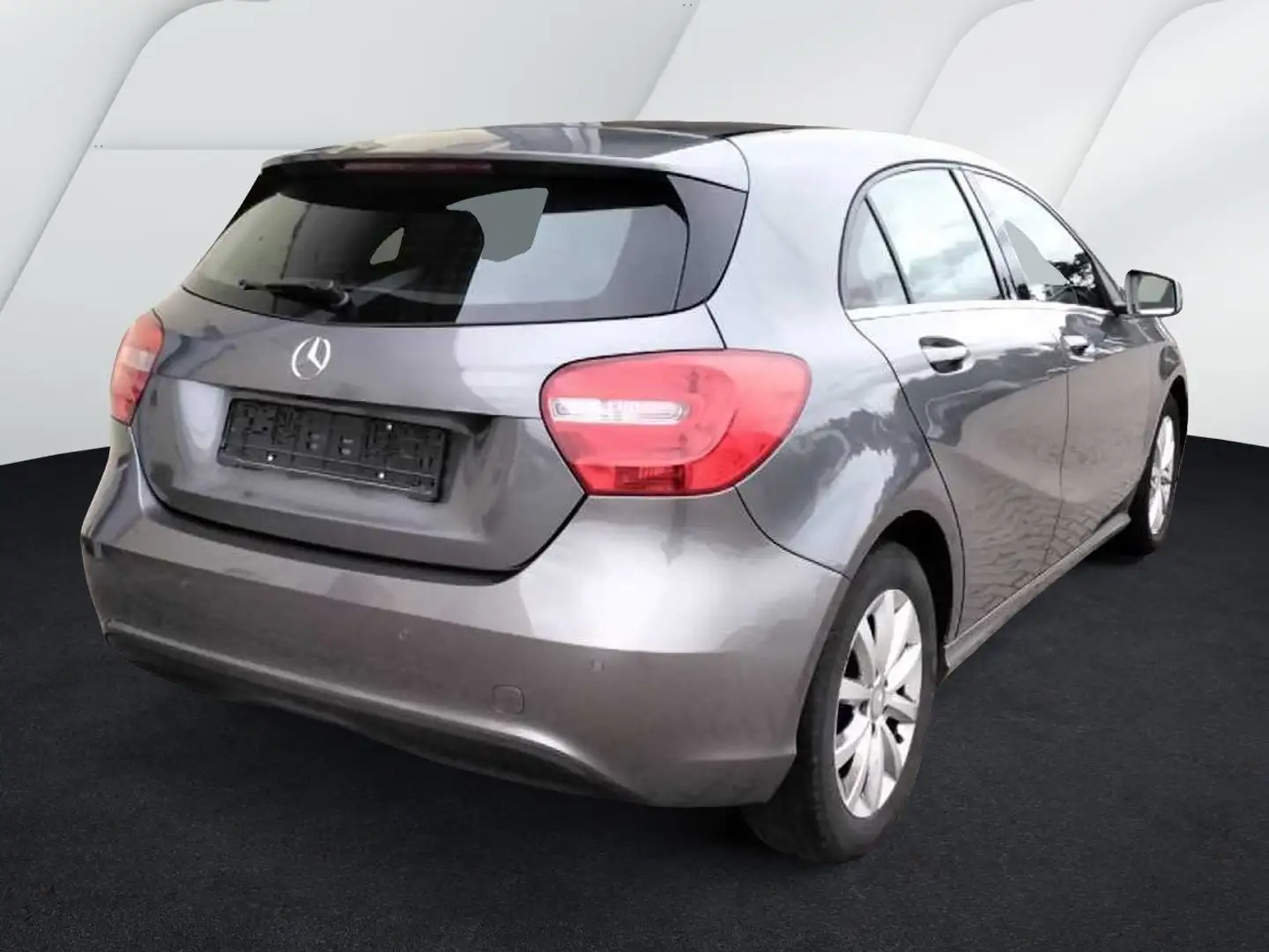 Mercedes-Benz A 180 BlueEfficiency*NAVI*KAMERA* Grau - 2