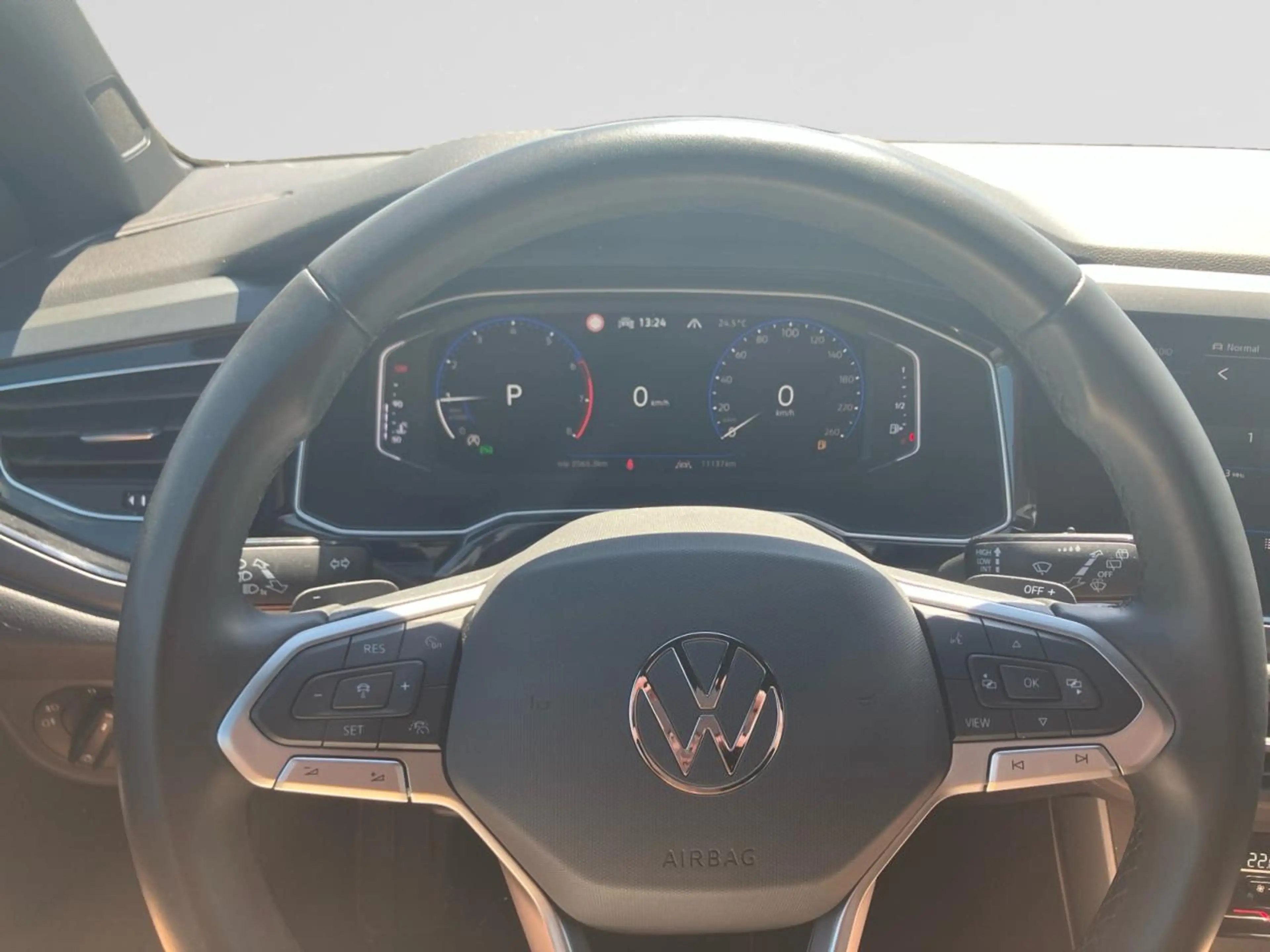 Volkswagen Taigo 1.0 TSI 115pk DSG R-Line 17" alu / keyless / camera — photo 11