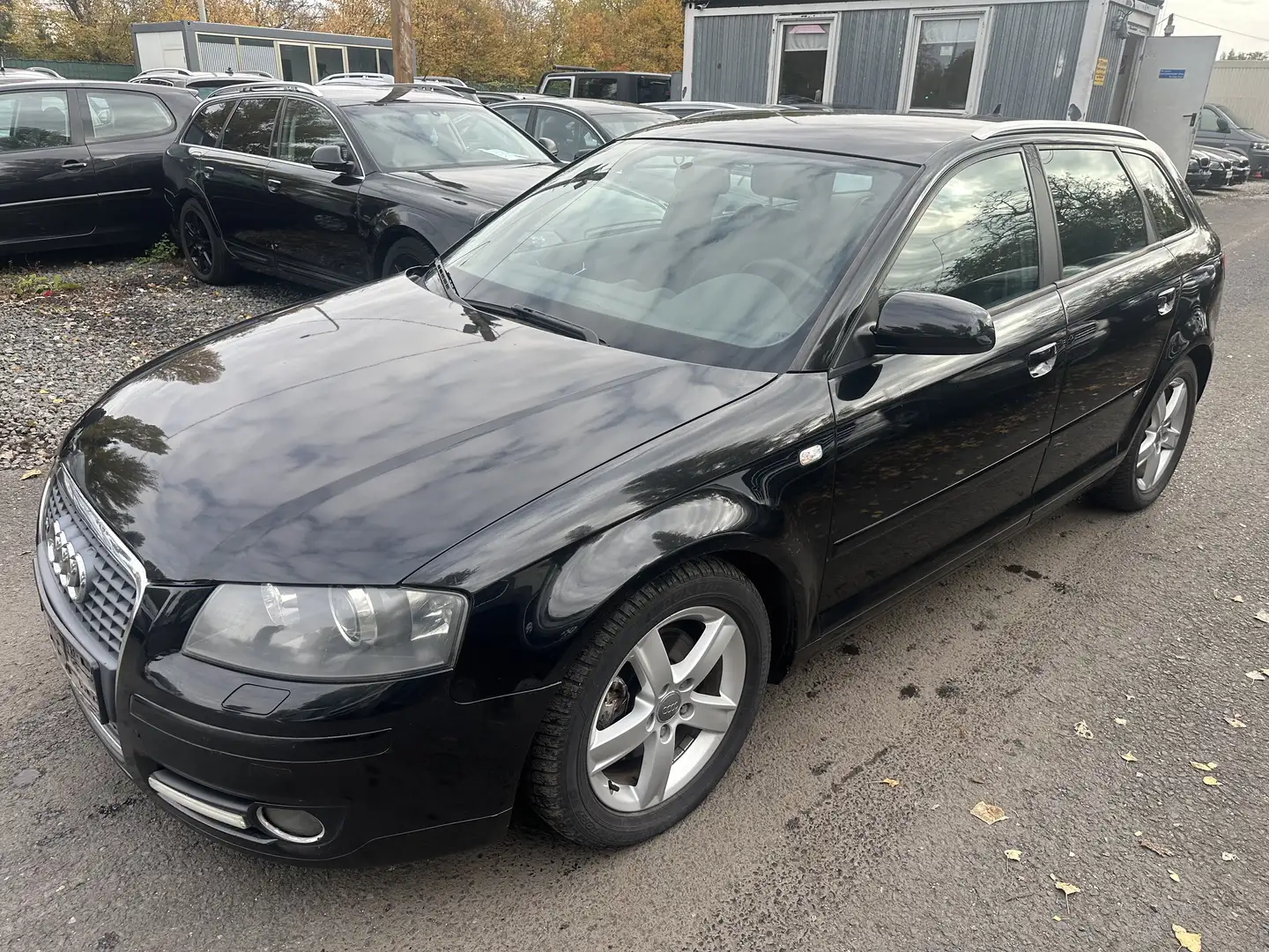 Audi A3 2.0 TDI S line plus AUTOMATIC NEU TÜV FESTPREIS Schwarz - 1