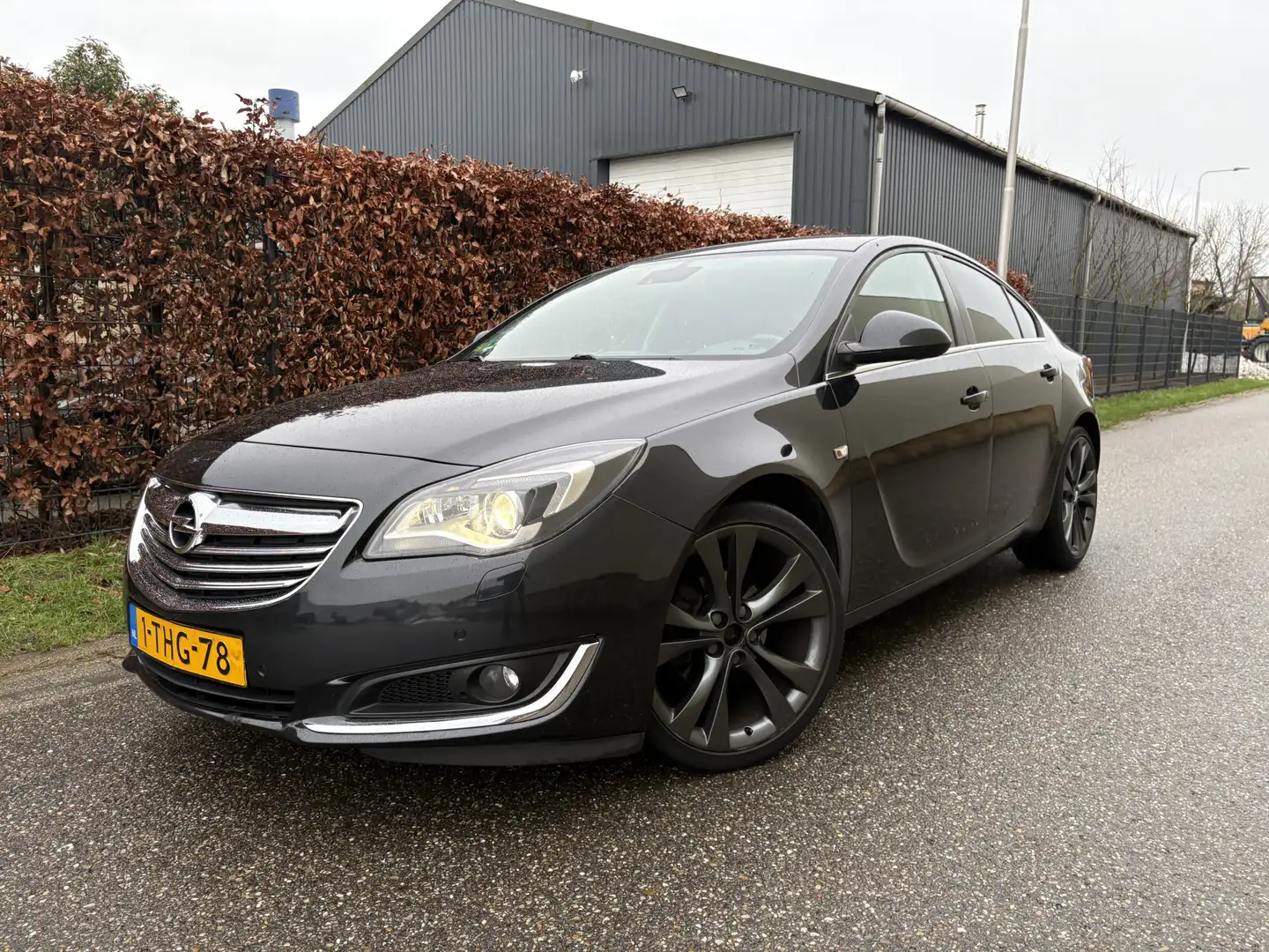 Opel Insignia 1.4 T EcoFLEX Business+ / NAVI / CRUISE / 159dkm! Schwarz - 1