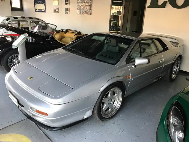 Lotus Esprit 2.0i turbo cat S4S
