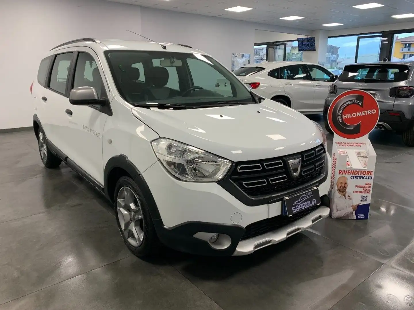 Dacia Lodgy Stepway 1.6 GPL 5 Posti Full Optional Bianco - 1