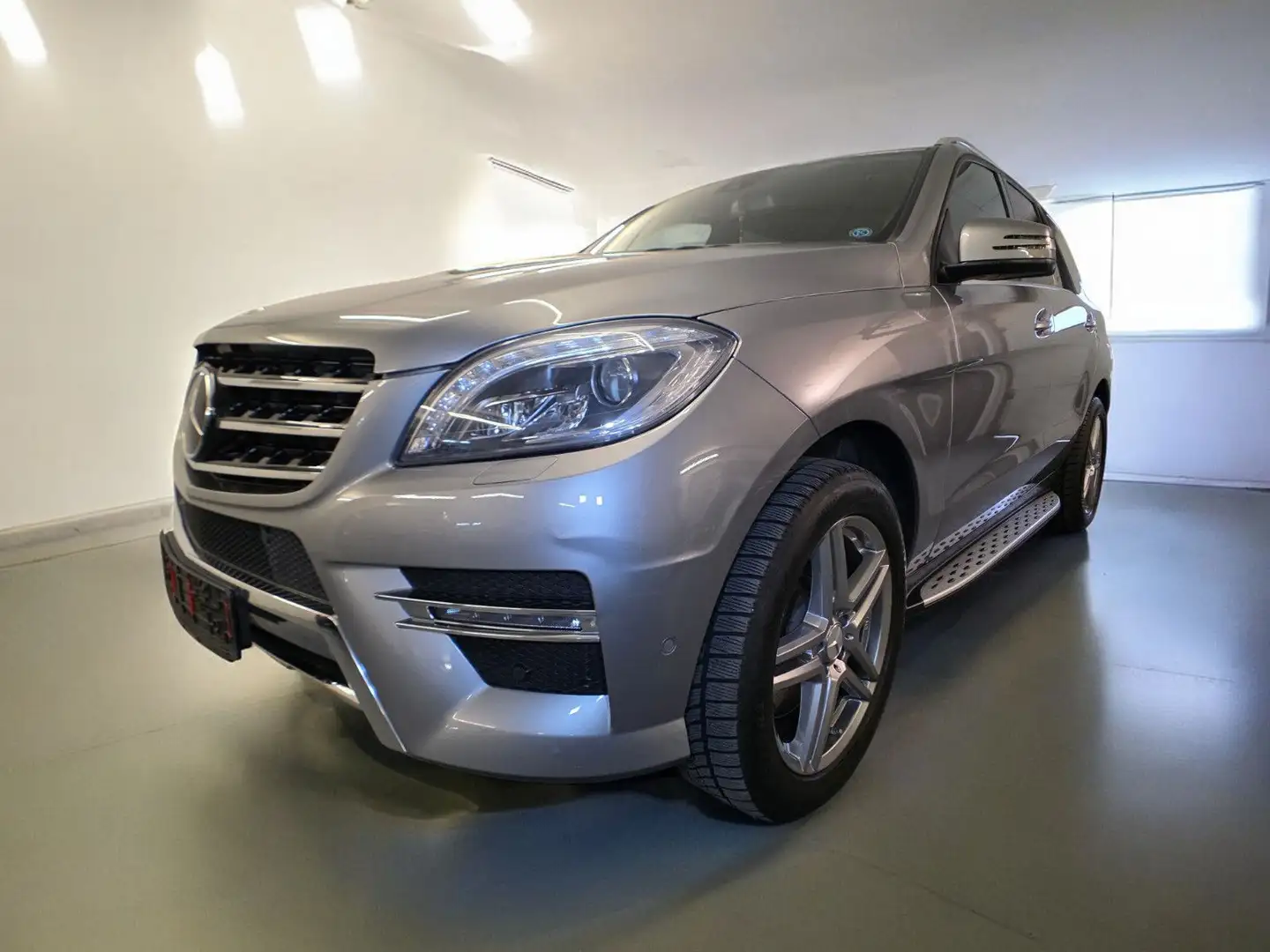 Mercedes-Benz ML 500 4-Mat. AMG Xenon 21" AHK ACC H&K SOFT-Cl. Argent - 2
