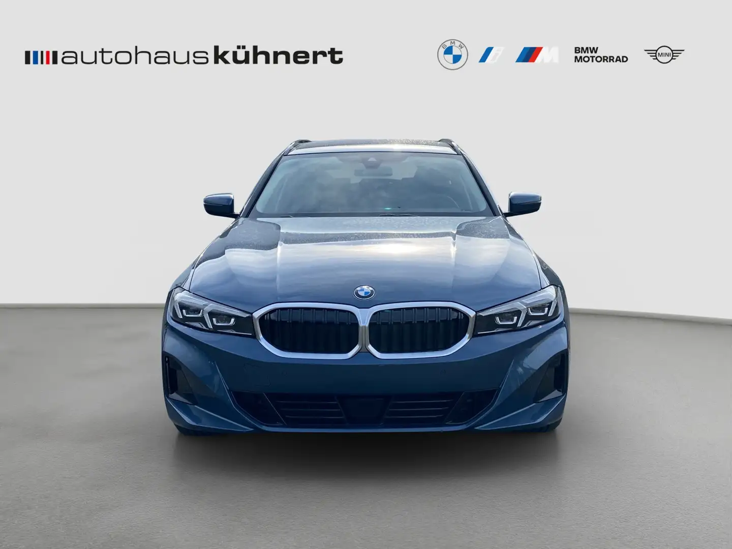 BMW 320 i Touring UPE: 60.840,- ACC LED SpurAss 360° Blau - 2
