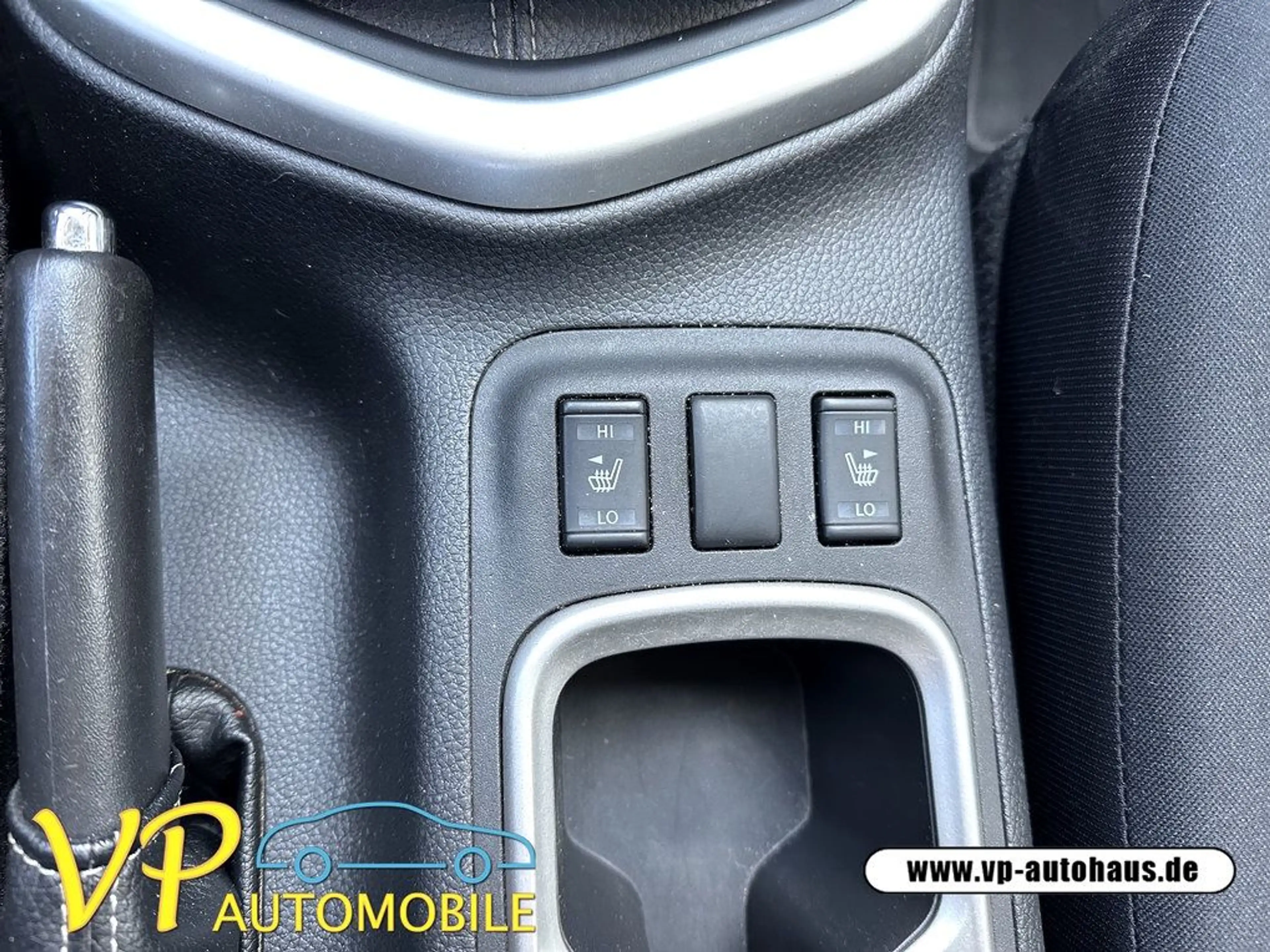 Nissan Navara NP300 Acenta Double Cab 4x4 AHK 3,5t — photo 15