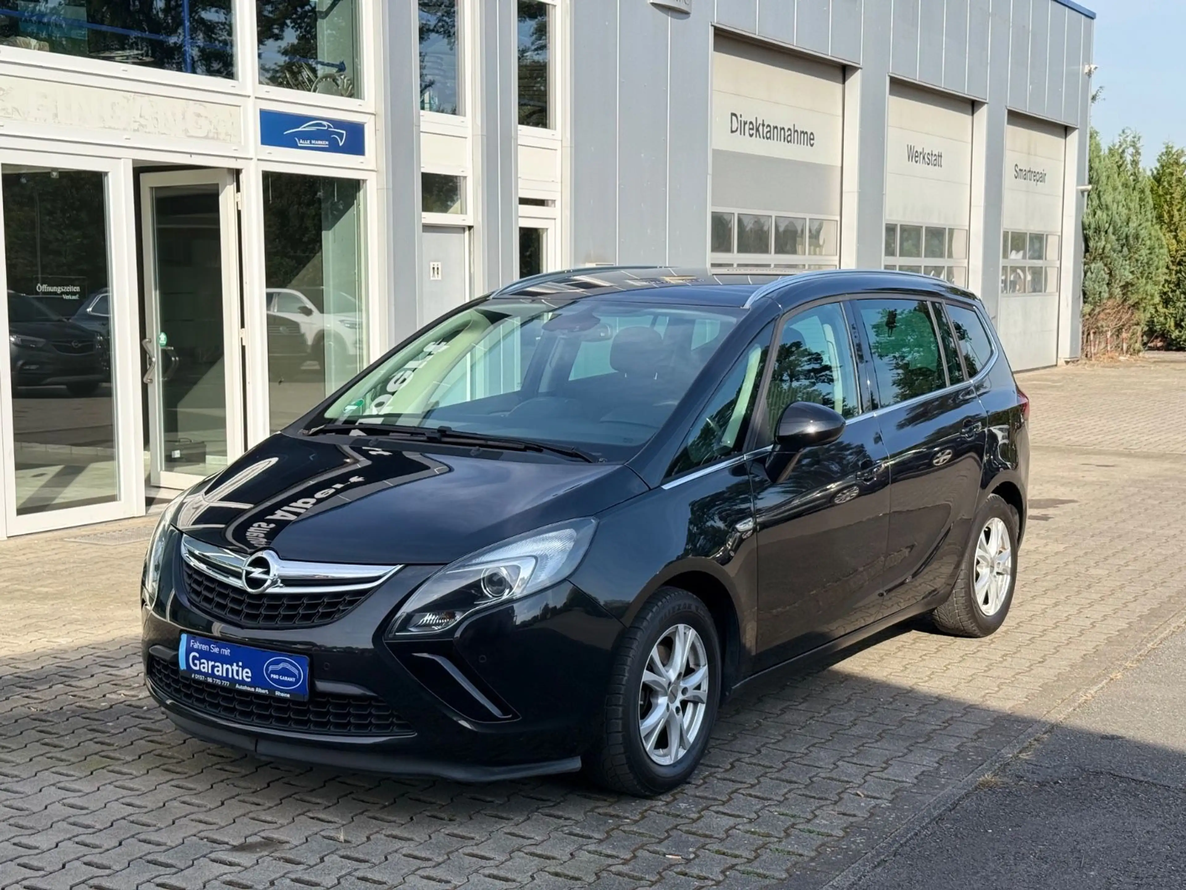 Opel Zafira C Tourer Edition* 7 Sitzer*AHK* Bi Xenon* — photo 6