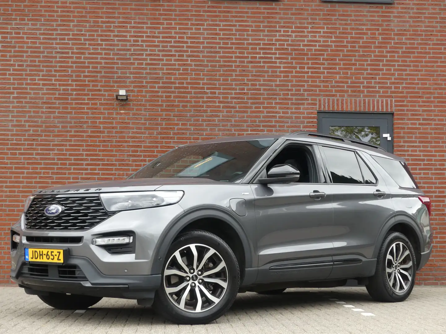 Ford Explorer 3.0 V6 EcoBoost PHEV ST-Line / 1e Eigenaar / Deale Grau - 1