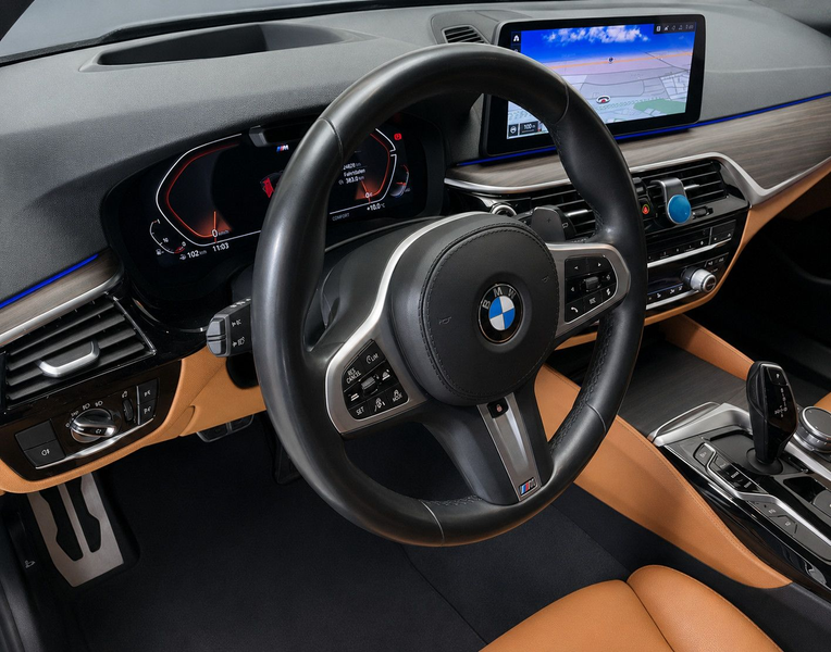 BMW 530 i Touring M Paket SAG AHK DAP 360° Voll — photo 7