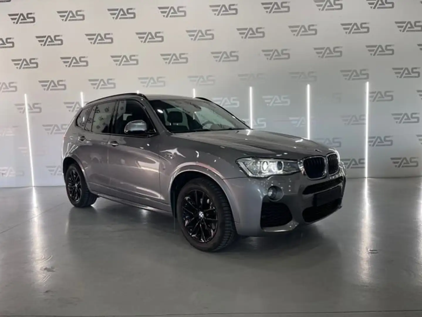 BMW X3 sDrive Gris - 2