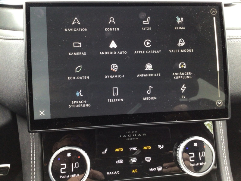 Jaguar F-Pace R-Dynamic HSE AWD Plug-In Hybrid — photo 9