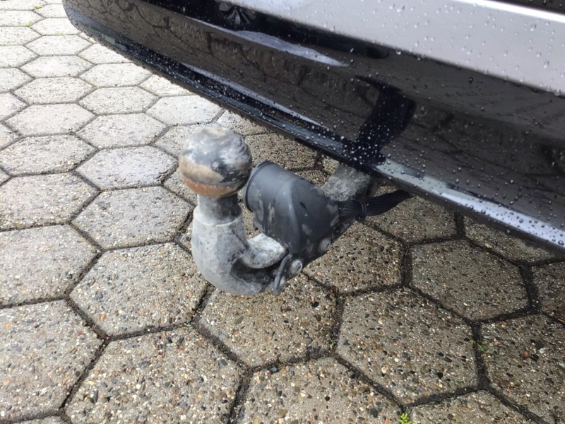 Jaguar F-Pace R-Dynamic HSE AWD Plug-In Hybrid — photo 14