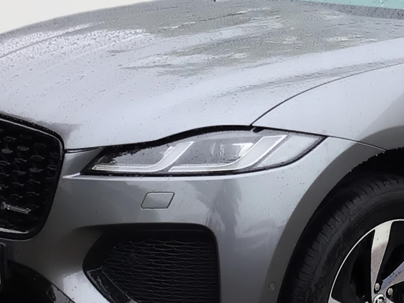 Jaguar F-Pace R-Dynamic HSE AWD Plug-In Hybrid — photo 5